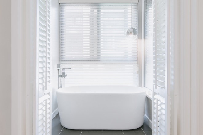 肖七作品:140m²简约风,高级灰+饱和橙,一房两用设计是亮点