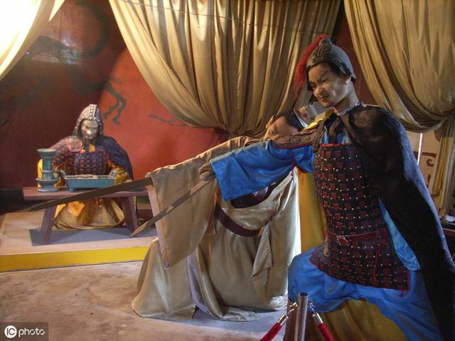 йĻƾ߷չ6׶ Ӣ۵ͱȨıǨ