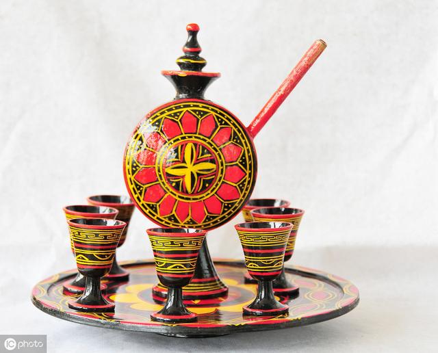 йĻƾ߷չ6׶ Ӣ۵ͱȨıǨ