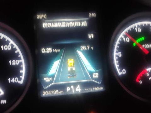 跟加油站怄气，卡友一怒之下给尿素兑水，结果被自己蠢哭了！