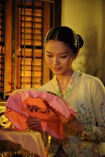 《小娘惹》演员现状:戚玉武白薇秀结缘?他两像吃防腐剂
