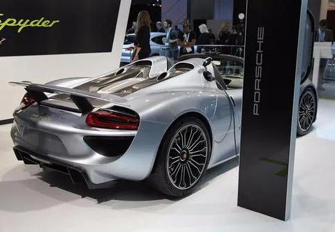 疫情不明了、厂商无热情，2021年日内瓦车展宣布停办