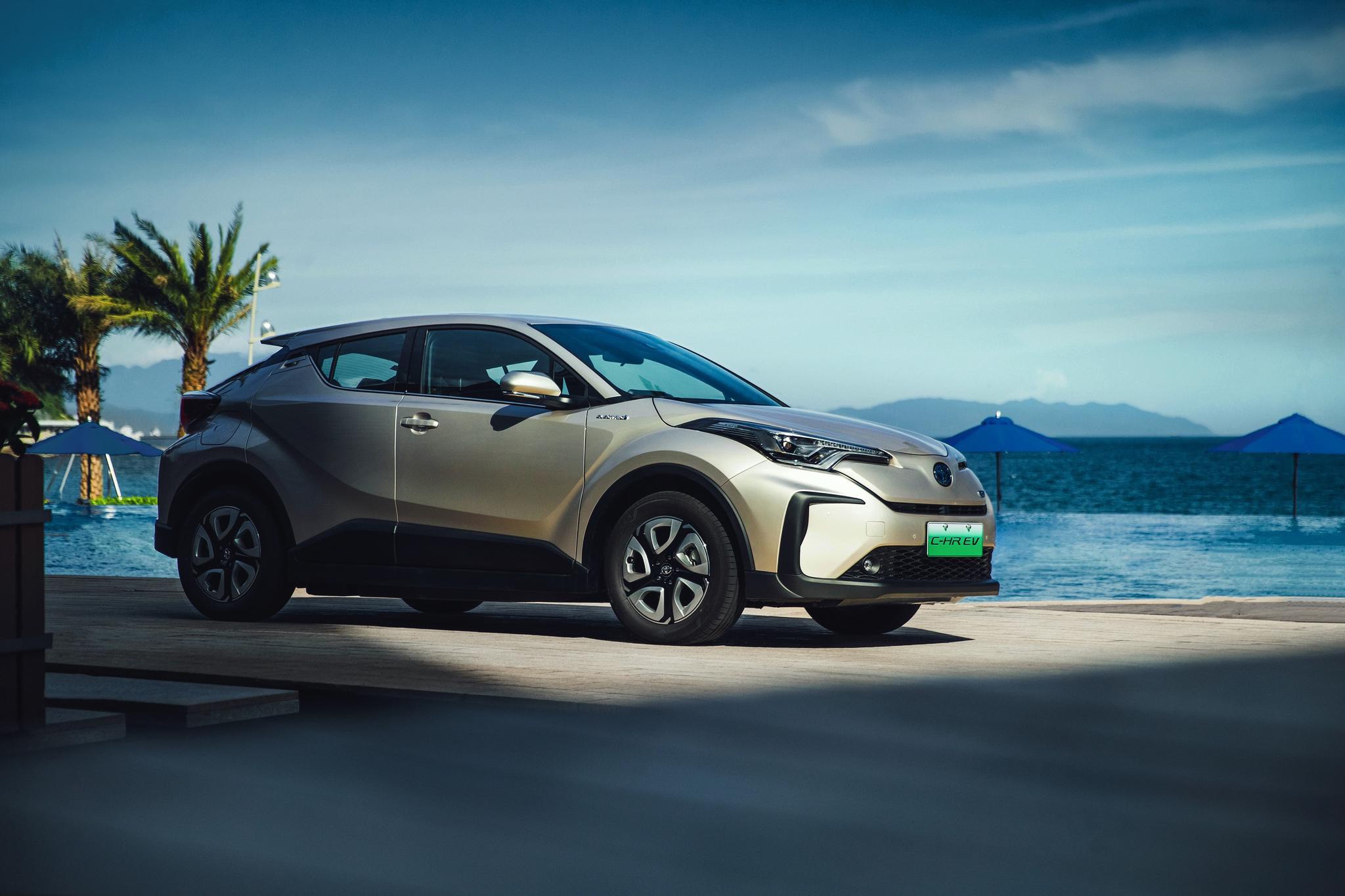 试丰田C-HR EV,来自“混动界的特斯拉”亮点在哪?|试车