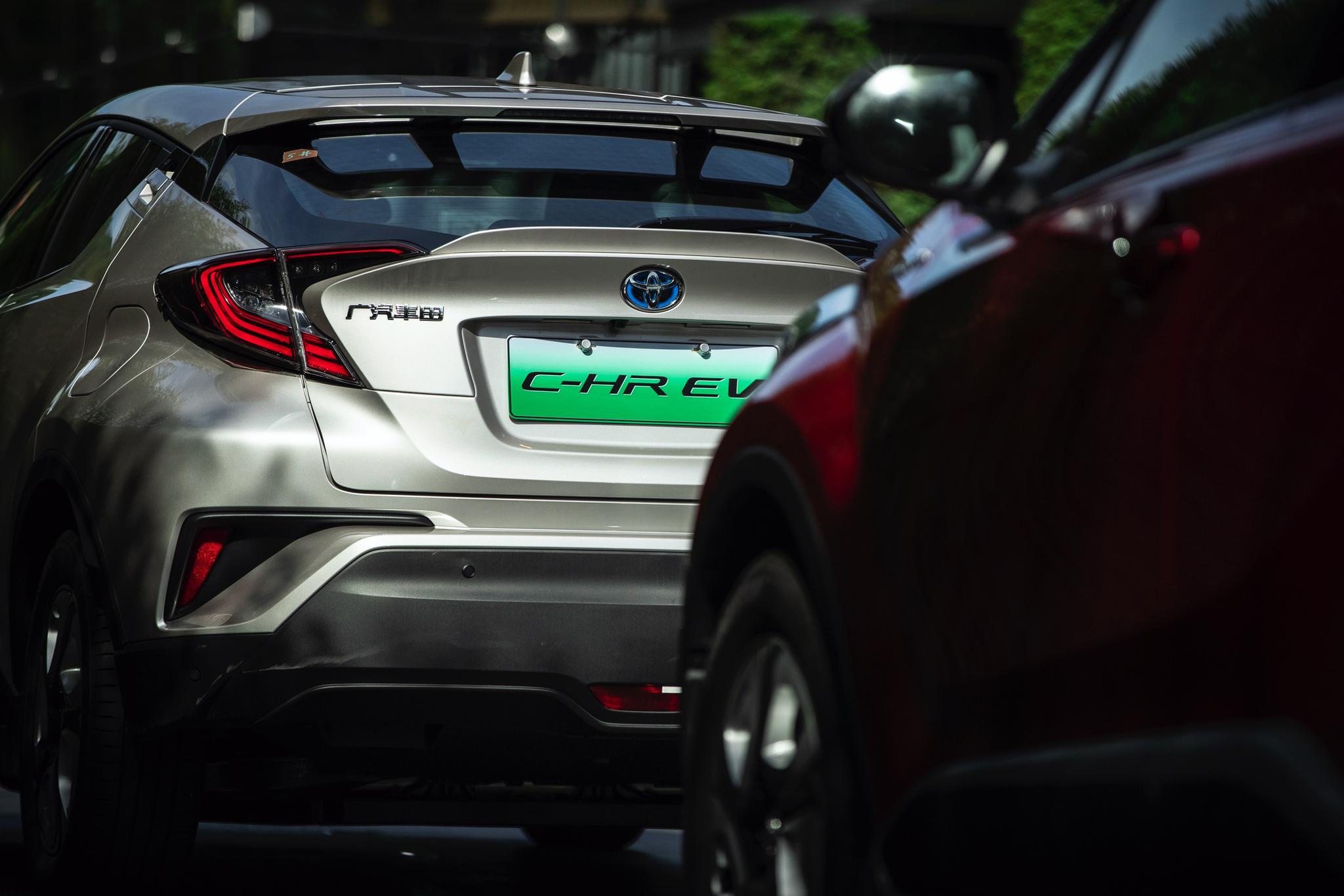 试丰田C-HR EV,来自“混动界的特斯拉”亮点在哪?|试车