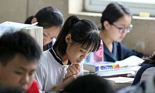 高考失败算什么?看看马云俞敏洪的高考成绩,原来还不如自己!