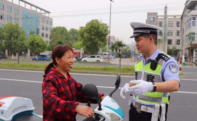 电动车迎来好消息:不再采用“一刀切”管制,路权或将陆续开放