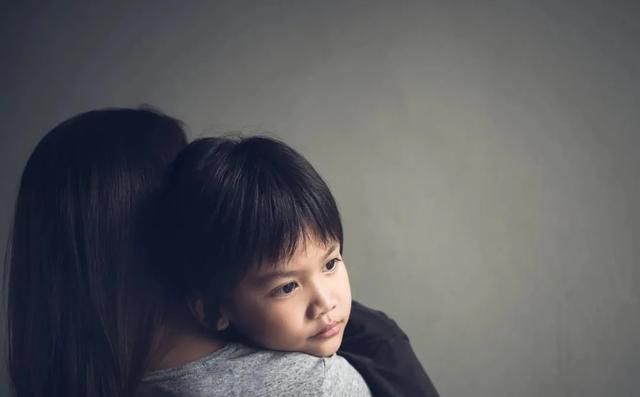 6岁女孩意外坠楼:那些对孩子缺失的死亡教育,我们该如何弥补?