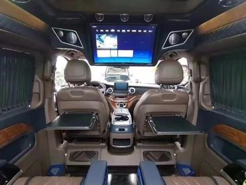 商用与家用的高性能MPV 20款奔驰麦特斯2.0T实拍 符合您要求吗