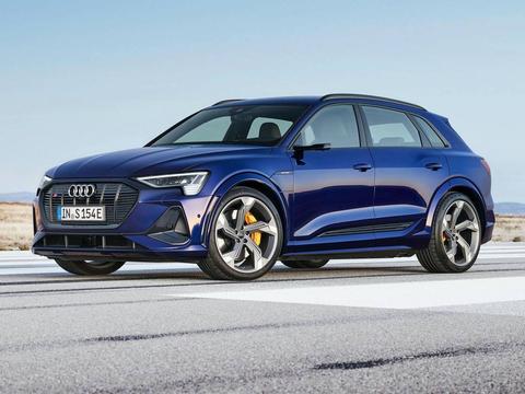 电动SUV也出性能版，配三电机，加速4.5秒，这款奥迪是真的快