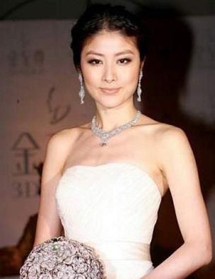 明星背景:尊龙是孤儿,许绍雄和鲁迅是亲戚许晋亨看到他都要礼让