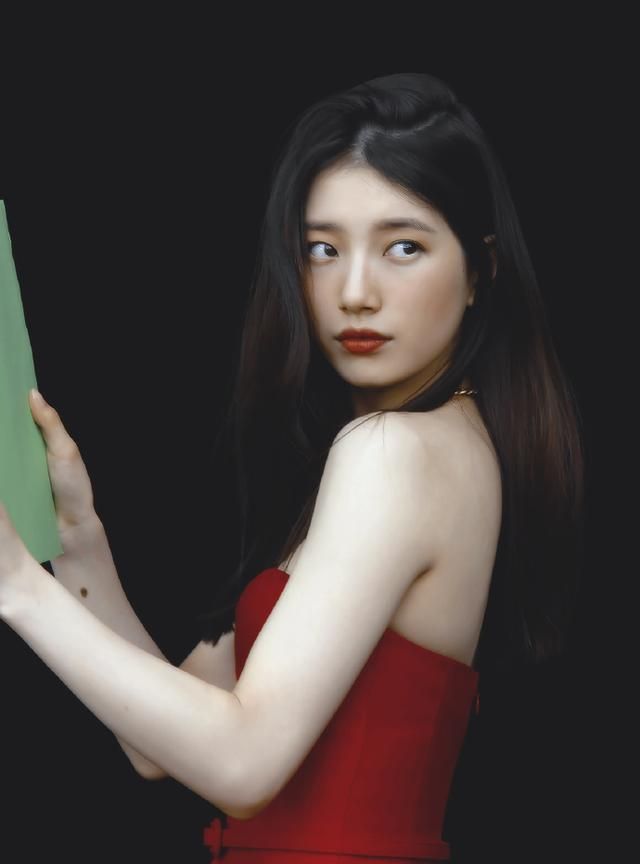裴秀智曾和王霏霏同组合出道十年少女依旧不愧是国民初恋