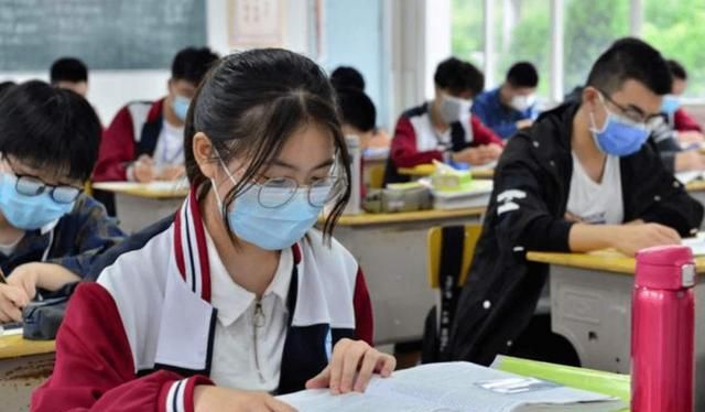 我来预测2020年高考语文考试作文:和新冠肺炎抗争有关的高考作
