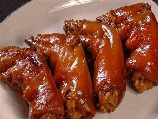 川芎是药材,在香料中的应用鲜有人知,殊不知用好了出香又出味