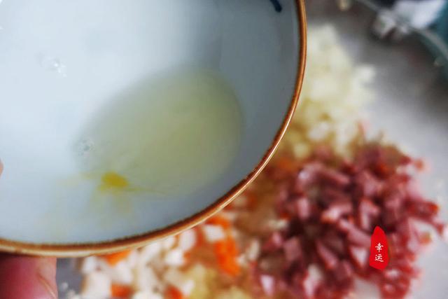豆腐蔬菜饼,口感独特,营养成分丰富,一家老小都爱吃