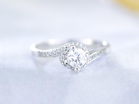 PS怎么处理有光泽度的衣服 PS怎么把机械产品做出光泽和质感