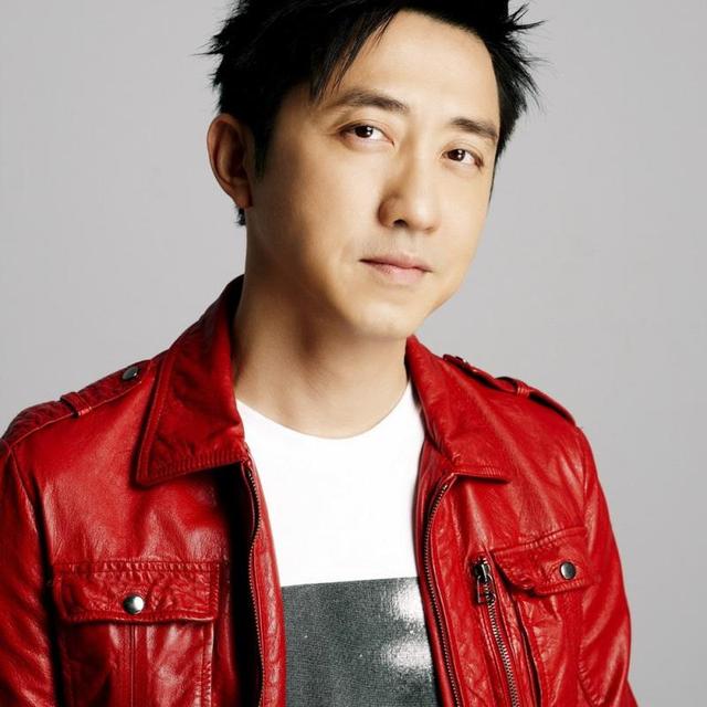 秦昊无奈,庾澄庆取消点赞,坎坷经历是伊能静作天作地的理由吗?