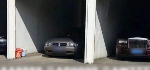 73岁老干妈，3年缴税20亿，开劳斯莱斯打麻将，豪车多到能开车展