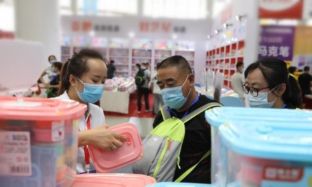 博士爱抗菌粘土惊艳亮相第四届中国文化用品博览会