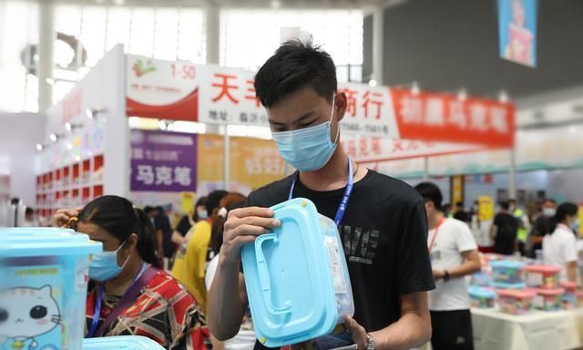 博士爱抗菌粘土惊艳亮相第四届中国文化用品博览会