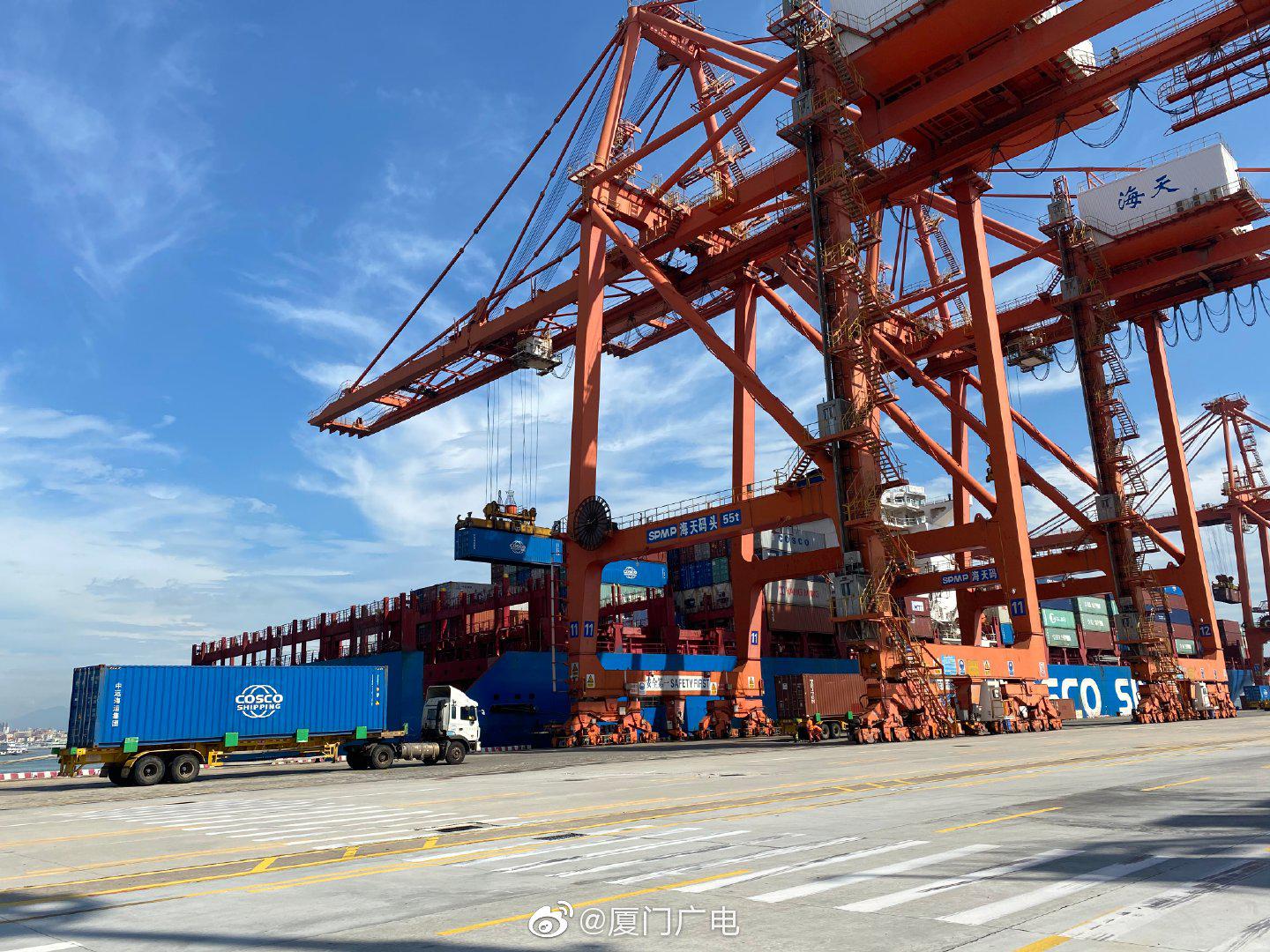 6月份厦门港集装箱吞吐量达100.5万标箱