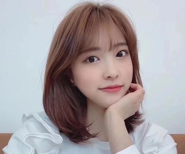 齐厚刘海已过时当下流行法式刘海适合大多数脸型