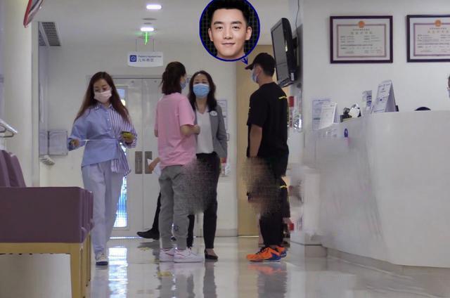 郑恺欠苗苗一个婚礼和一枚钻戒,感恩苗苗的体谅和付出