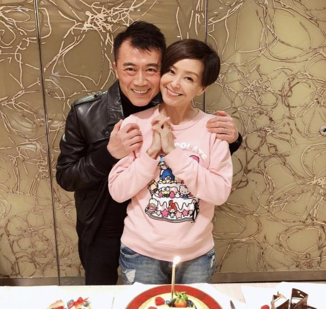 翁江培离世29年伍咏薇回忆前夫满心感激,无悔与对方经历13日婚姻