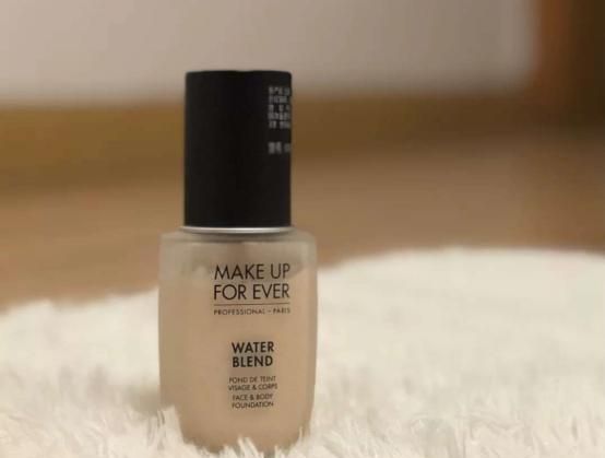 美妆鉴定:make up for ever 玫珂菲水粉霜