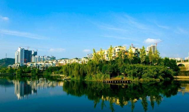 甘肃一座“受宠”的地级市,被赞省内“小西安”,与酒泉齐头并进