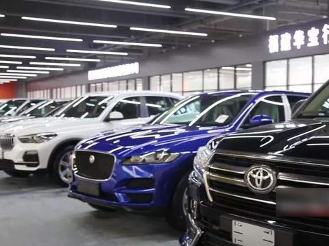 为啥国产发动机舱都有个盖子，合资车却没有？修车工：这就是差距