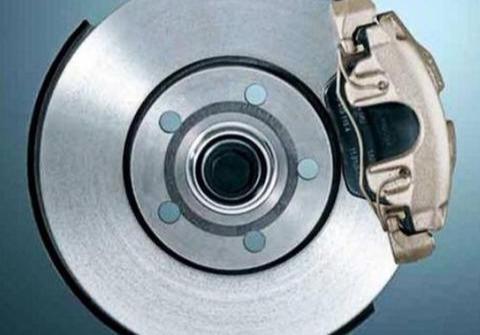 汽车刹车片遇到这3种现象，别继续使用，要及时更换，不然很危险