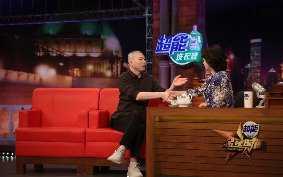 金星拒绝上《浪姐》?透露在法国注册电视台,继续做《金星秀》?