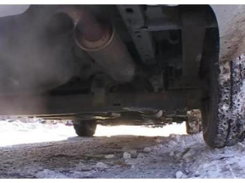 冬天开车前要不要热车？最后再说一次，别等车子进修车厂才后悔