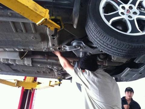 3种常见的养车“怪象”，专家：过犹不及，最后还是便宜了修理厂