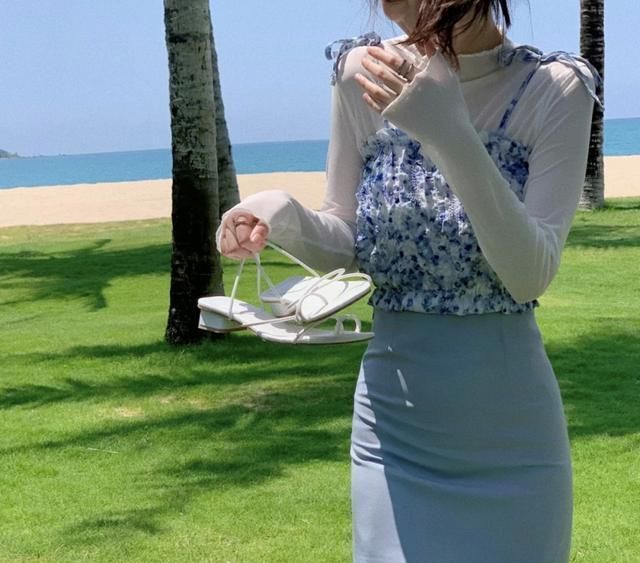 吊带的元气穿搭法则,夏季的必备单品,会搭配秒变时尚弄潮儿!