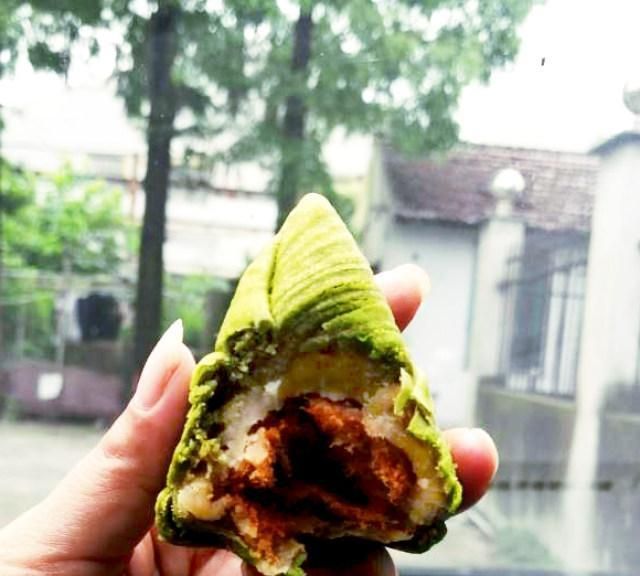 酥皮粽子,外皮酥松,内馅香甜