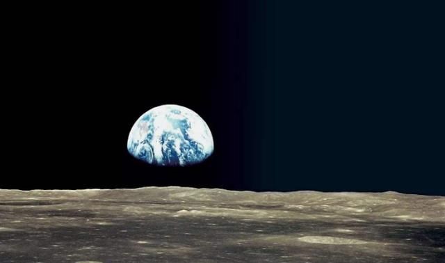 在月球上看地球,为什么会有种恐怖的感觉?究竟会看到些什么?