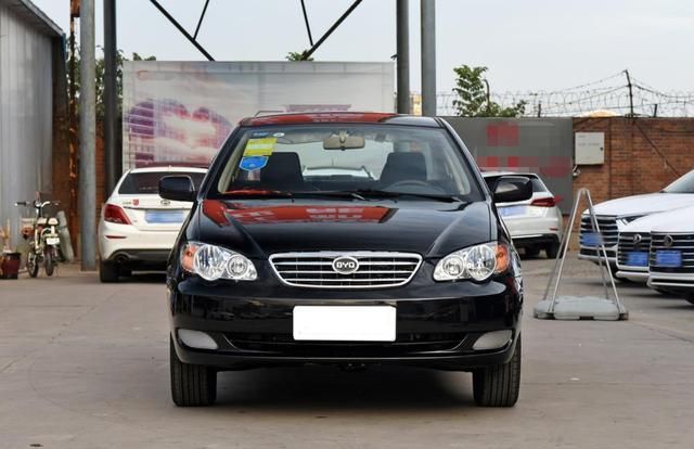 6万选哪款车?长安悦翔或是比亚迪F3?车主坦率地分享驾驶感受