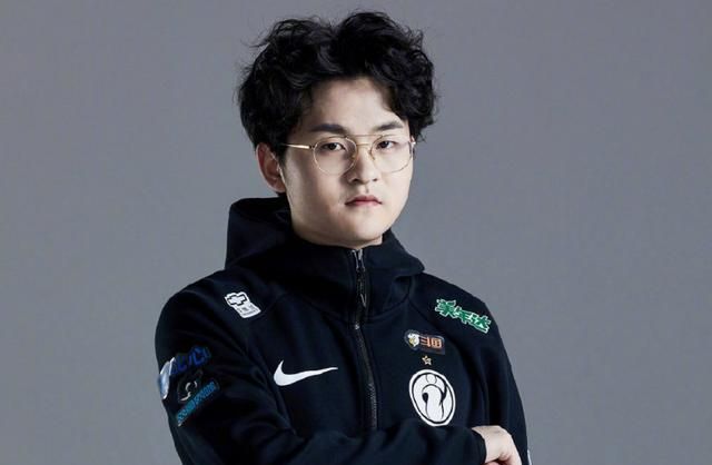 IG宝蓝情商有多高?采访全力维护Puff:他失误很少也很Carry