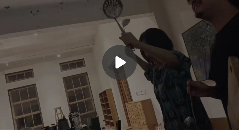 董花花回归贵妇生活,晒豪华私人健身房,约异性好友吃饭生活悠闲