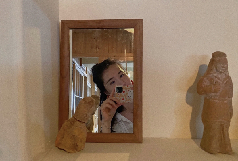 董花花回归贵妇生活,晒豪华私人健身房,约异性好友吃饭生活悠闲