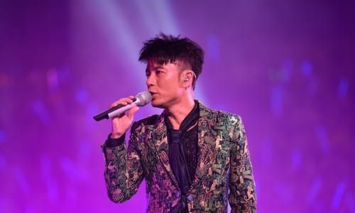 香港歌坛生不逢时的三大歌手,不温不火却个个都堪称“歌王”