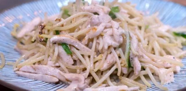美食严选:家常肉末豆腐,海笋炒素肉丁,芒香西兰花,银芽鸡丝