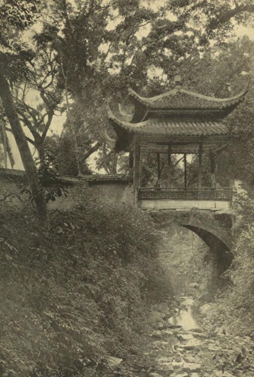 清末老照片：100年前的杭州，凤山门杂草丛生，灵隐寺还很破旧-袁载誉