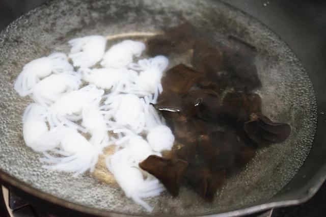 减脂佳品魔芋丝,这样做百搭凉拌菜,清爽低热量,盛夏宜多吃