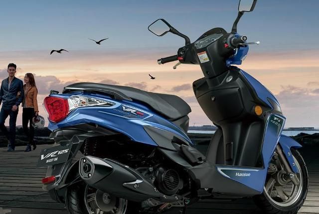 又一亲民通勤摩托!8马力125cc,高速90照样稳,仅10000起值吗