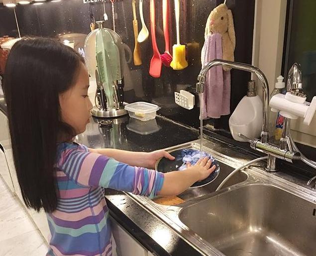 赵文卓家中装修奢华质感,儿童房更是温馨