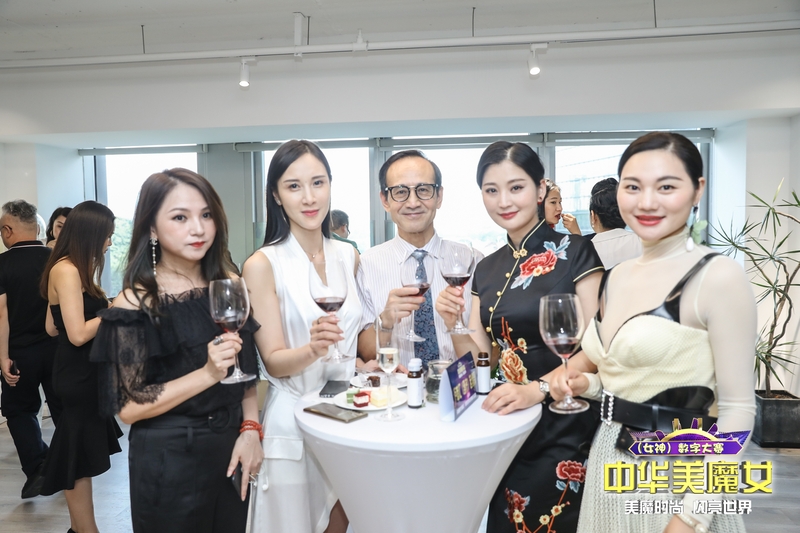 中华美魔女(女神)数字大赛新闻发布会圆满举行(图8) 中华美魔女(女神)数字大赛新闻发布会圆满举行