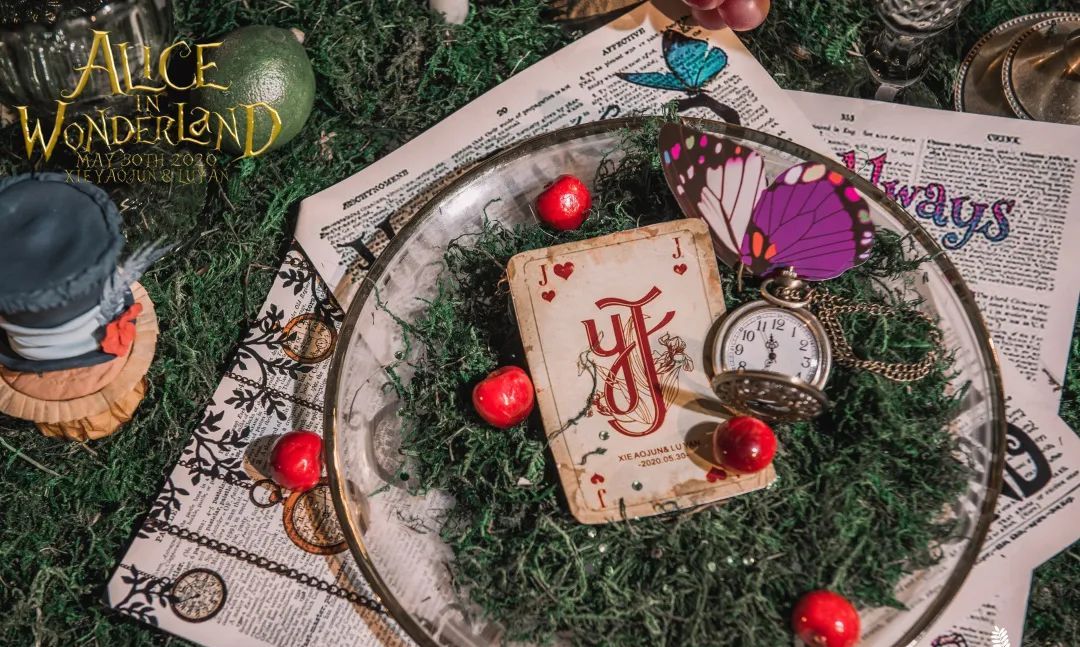 爱丽丝梦游仙境的奇幻婚礼，充满魔法的奇妙现场