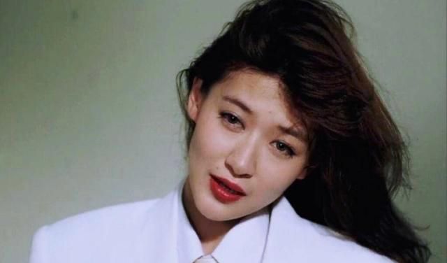四大癫王:蓝洁瑛陈宝莲去世,洪朝丰重出江湖,蔡枫华胖得认不出